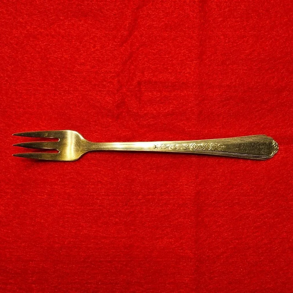 Plymouth‎ Silver Plate Cocktail Fork 1938 Jewel Pattern 5.75
